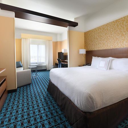 Fairfield Inn & Suites By Marriott Fort Worth South/Берлесон Екстер'єр фото