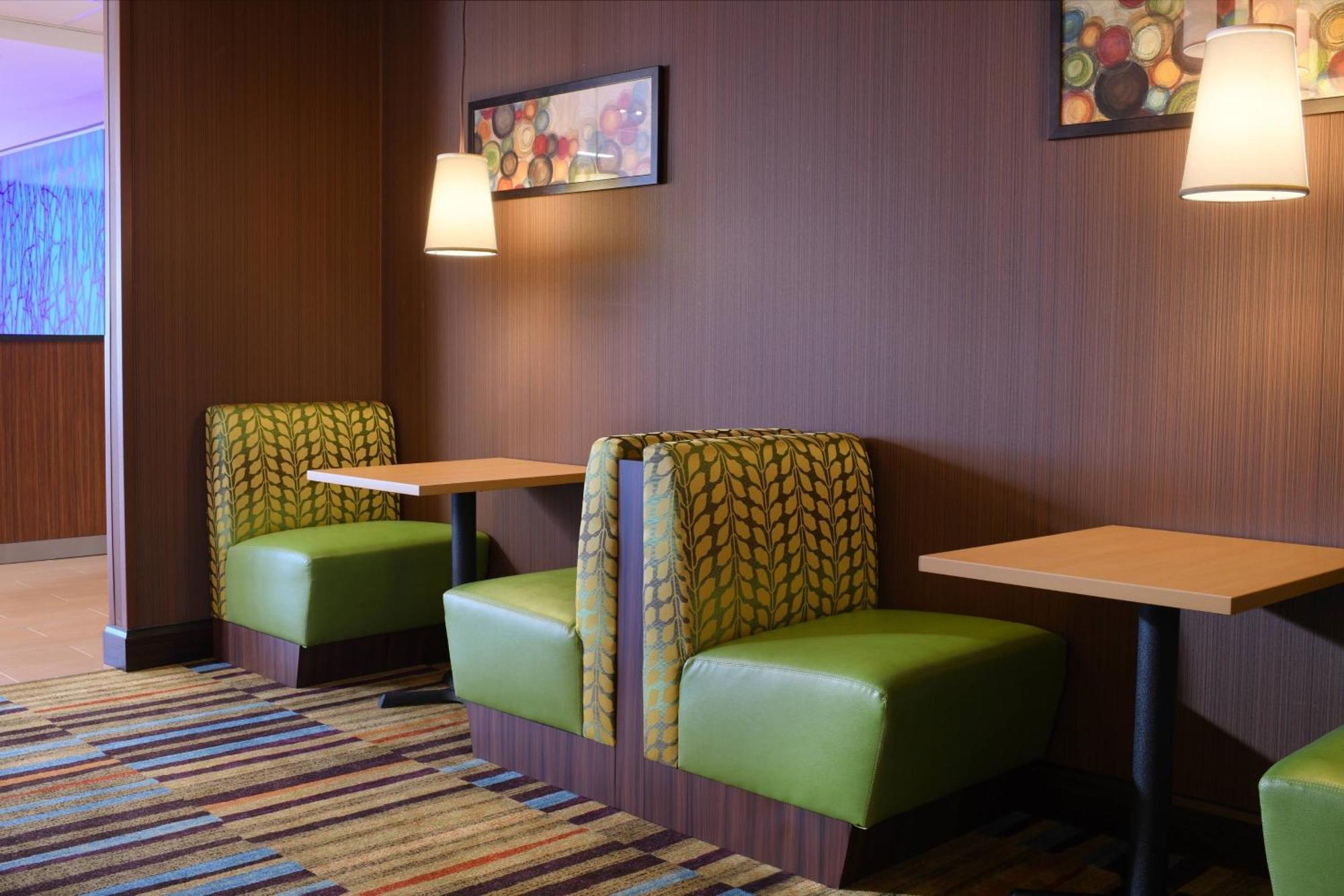 Fairfield Inn & Suites By Marriott Fort Worth South/Берлесон Екстер'єр фото