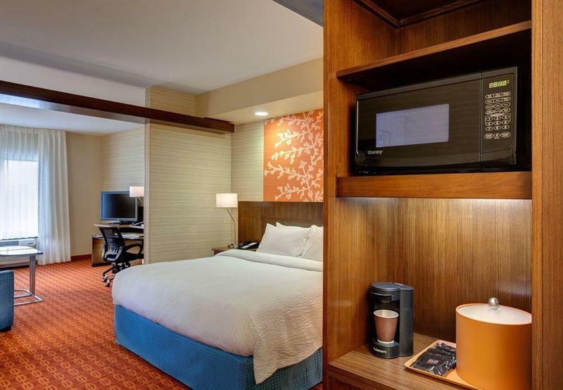 Fairfield Inn & Suites By Marriott Fort Worth South/Берлесон Екстер'єр фото